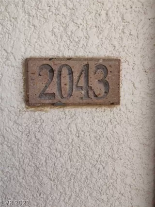 Photo #2: 2372395 Listing