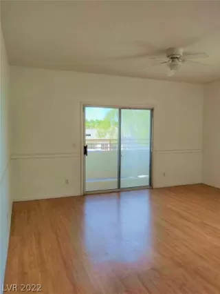 Photo #4: 2372395 Listing