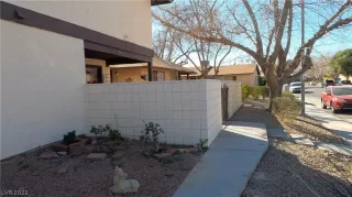 Photo #1: 2372399 Listing