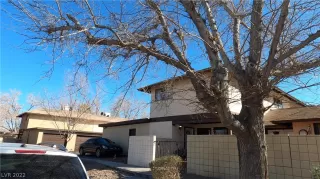 Photo #2: 2372399 Listing