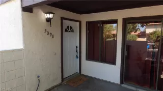 Photo #4: 2372399 Listing