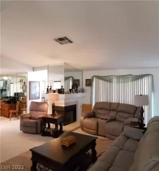 Photo #1: 2372461 Listing 