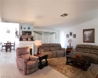 Photo #2: 2372461 Listing 