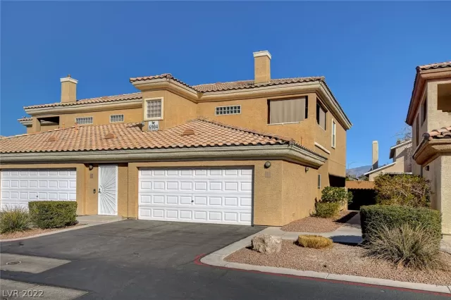 MLS: 2372474 Condo For Sale