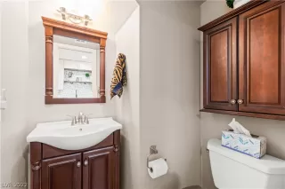 Photo #6: 2372503 Listing