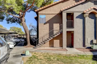 Photo #1: 2372513 Listing 