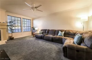 Photo #5: 2372526 Listing