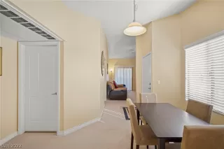 Photo #6: 2372545 Listing