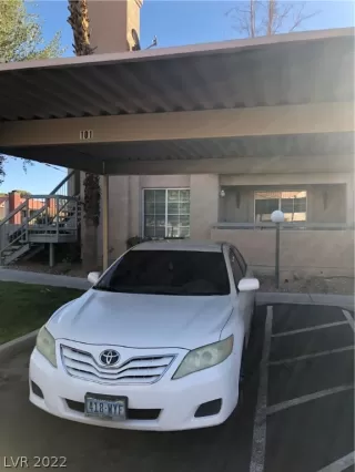 Photo #1: 2372550 Listing