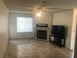 Photo #2: 2372550 Listing