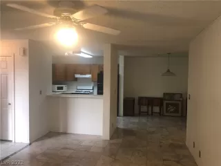 Photo #3: 2372550 Listing