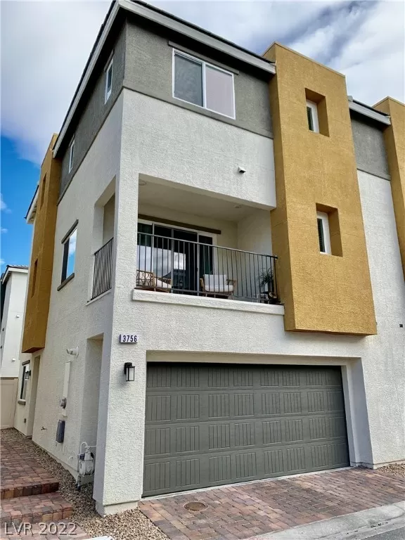 MLS: 2372632 Condo For Sale