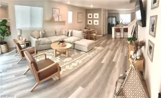 Photo #4: 2372632 Listing