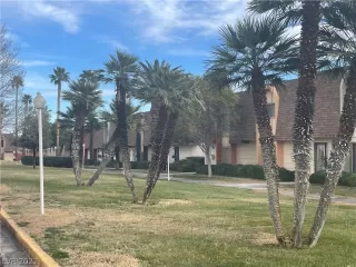 Photo #1: 2372727 Listing