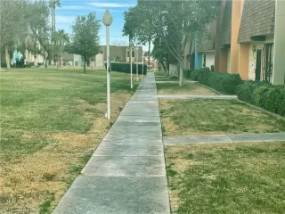 Photo #2: 2372727 Listing