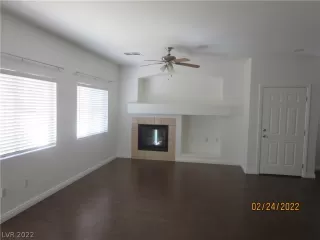 Photo #5: 2372765 Listing 