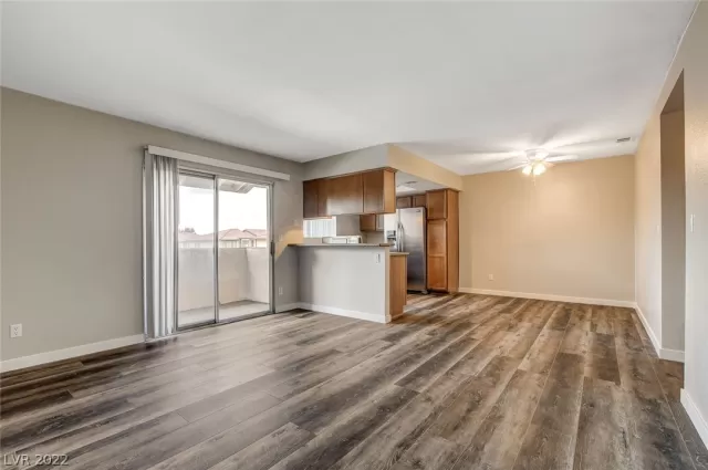 MLS: 2372795 Condo For Sale