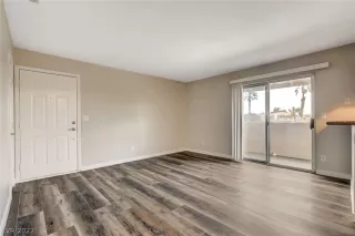 Photo #1: 2372795 Listing