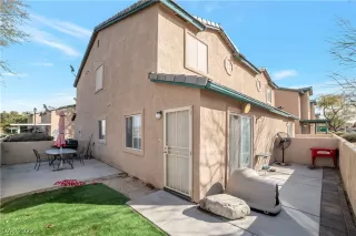 Photo #1: 2372840 Listing