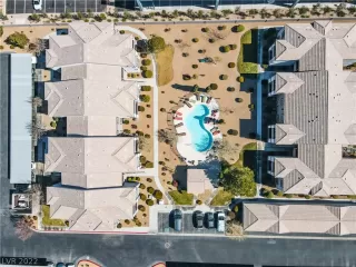 Photo #2: 2372857 Listing