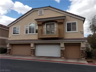 Photo #5: 2372884 Listing 