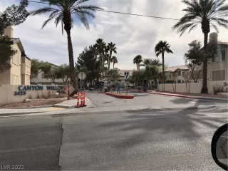 Photo #1: 2372888 Listing