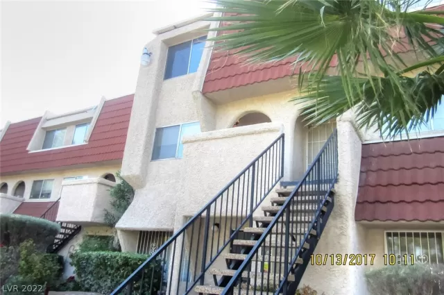 MLS: 2372889 Condo For Sale