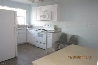 Photo #2: 2372889 Listing 