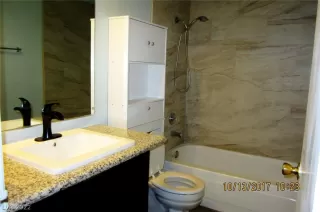 Photo #4: 2372889 Listing 