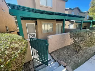 Photo #2: 2372891 Listing