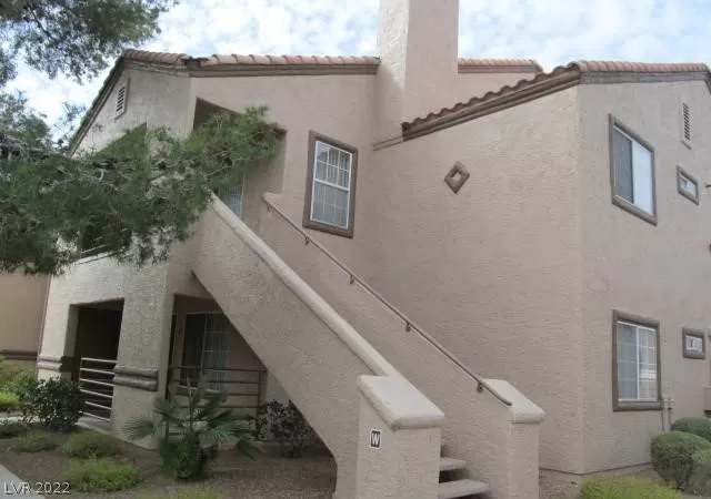 MLS: 2372895 Condo For Sale