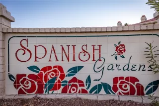 Photo #1: 2372991 Listing