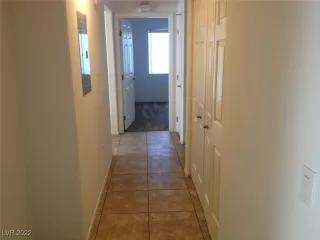 Photo #2: 2373022 Listing 