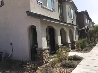 Photo #1: 2373104 Listing