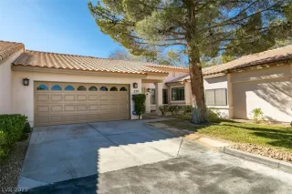 Photo #4: 2373112 Listing