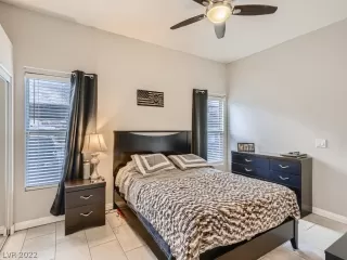 Photo #5: 2373126 Listing