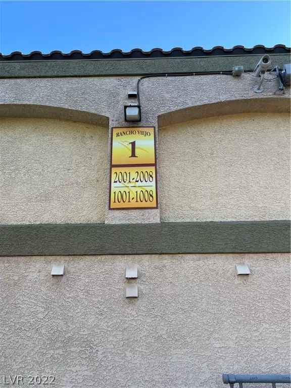 MLS: 2373140 Condo For Sale