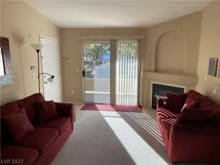 Photo #4: 2373140 Listing