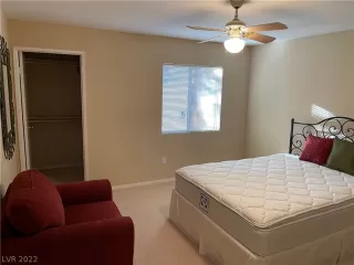 Photo #6: 2373140 Listing