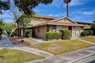 Photo #1: 2373158 Listing 