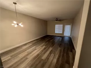 Photo #1: 2373161 Listing