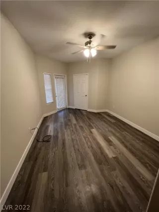 Photo #4: 2373161 Listing