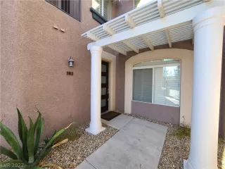 Photo #2: 2373163 Listing 