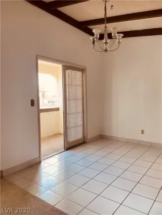 Photo #4: 2373172 Listing