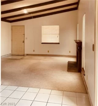 Photo #5: 2373172 Listing