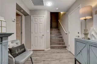 Photo #6: 2373207 Listing 