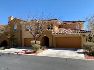 Photo #1: 2373253 Listing 