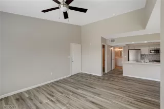 Photo #1: 2373254 Listing