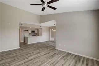 Photo #3: 2373254 Listing