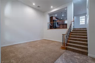 Photo #3: 2373260 Listing 